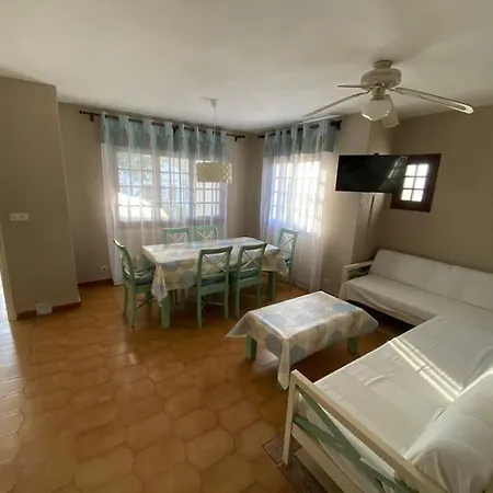 Super Comodo , Menorca Apartment *